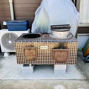 古いかまど 昔の 釜戸 かまど レトロ